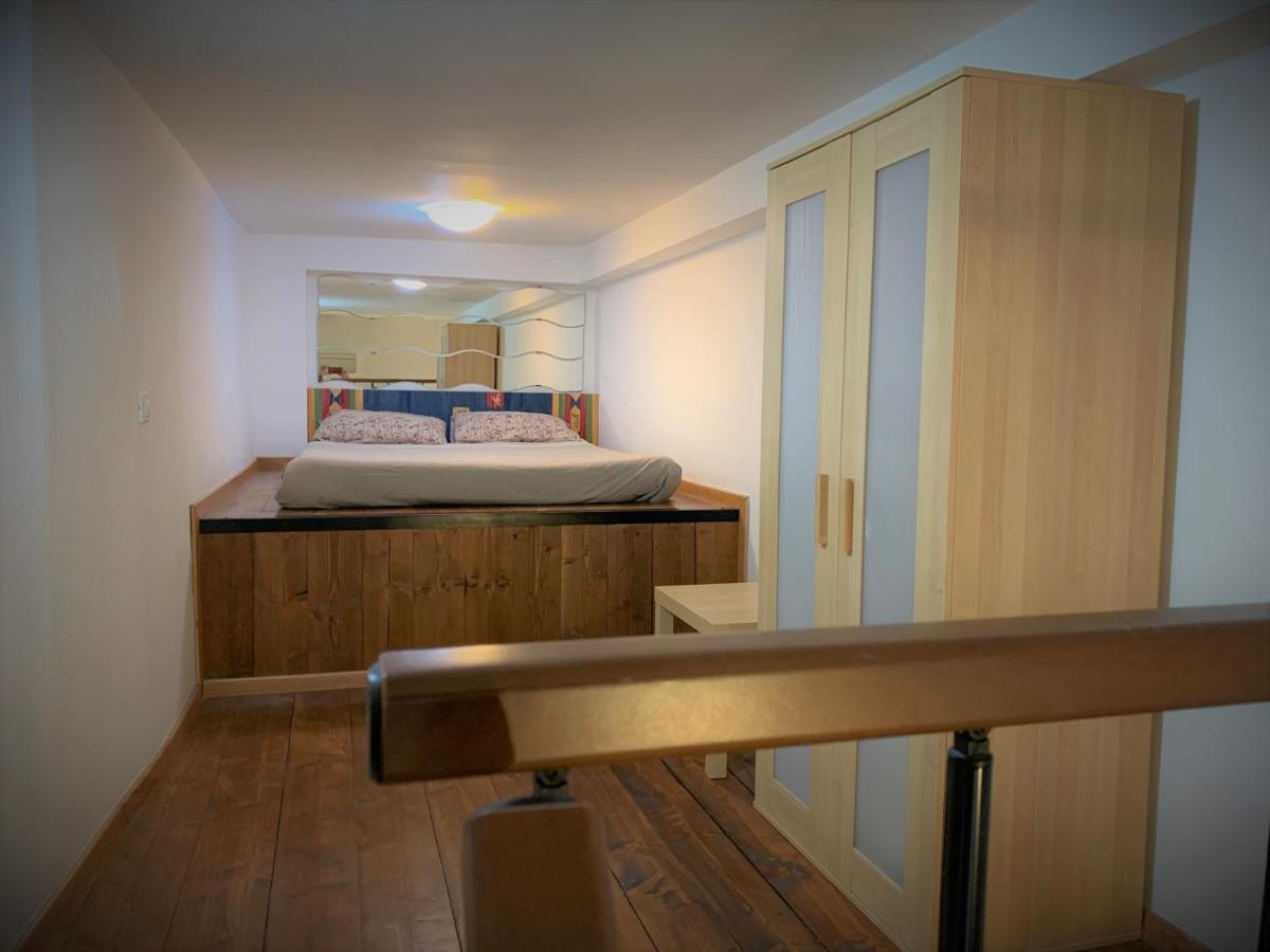 Apartment Casa Trevi Rom